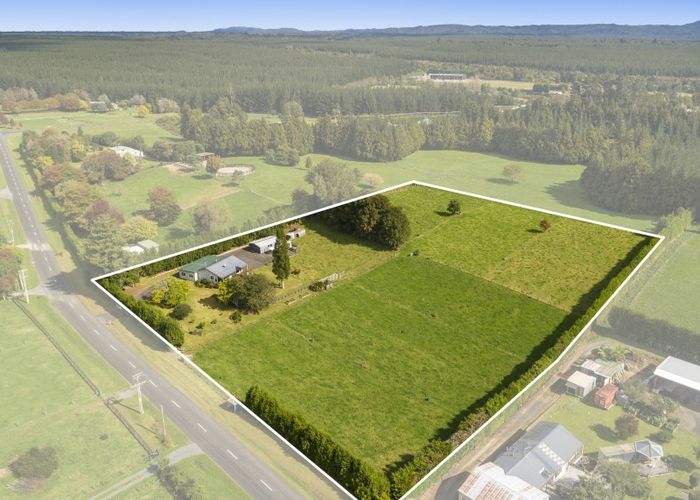  at 1272 Omanawa Road, Tauranga