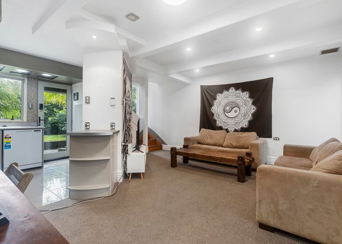  at 14/1 Water Street, Otahuhu, Auckland