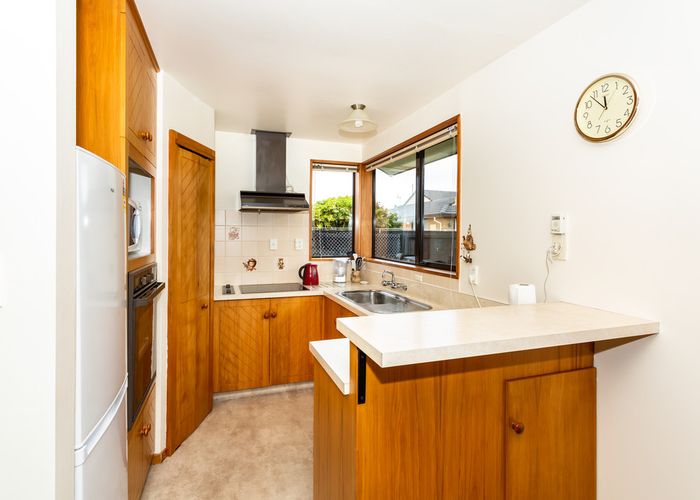  at 2/50 Steadman Road, Broomfield, Christchurch