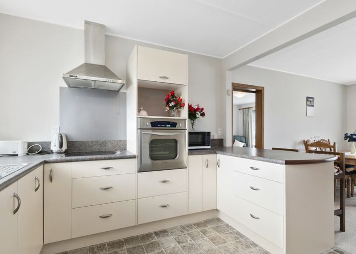  at 1/87 Main RD, Wainuiomata, Lower Hutt
