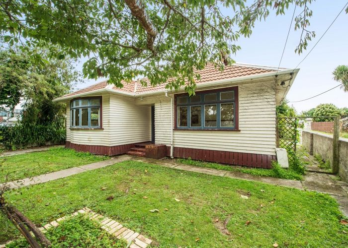  at 29 Cook Street, Hamilton East, Hamilton