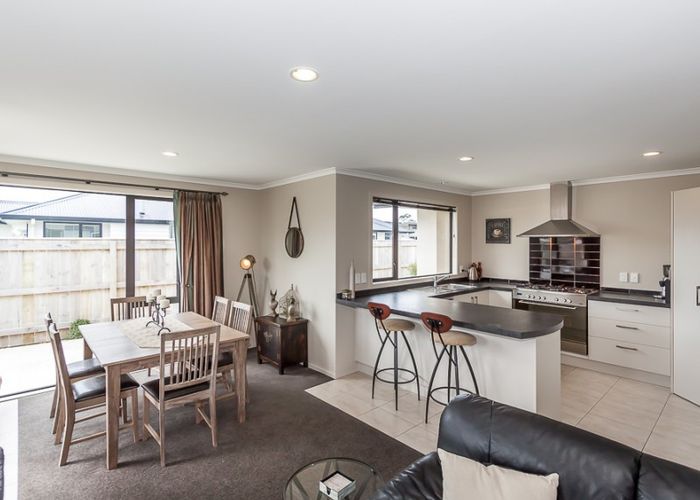  at 84 Rosalie Terrace, Kelvin Grove, Palmerston North