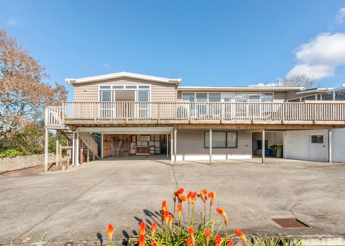  at 41 Sale Street, Cockle Bay, Auckland