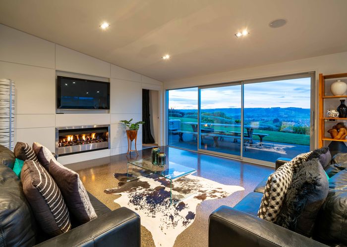  at 11 Fairmile Drive, Kinmont Park, Mosgiel