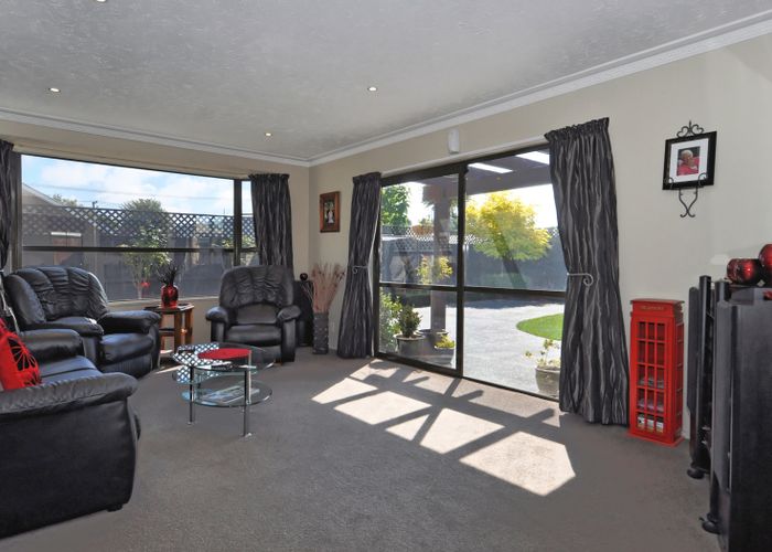  at 3 Exton Street, Redwood, Christchurch