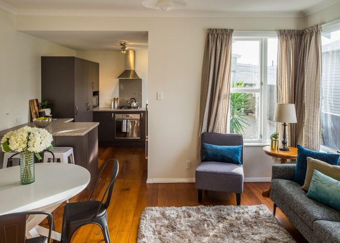  at 43 Kauri Street, Miramar, Wellington