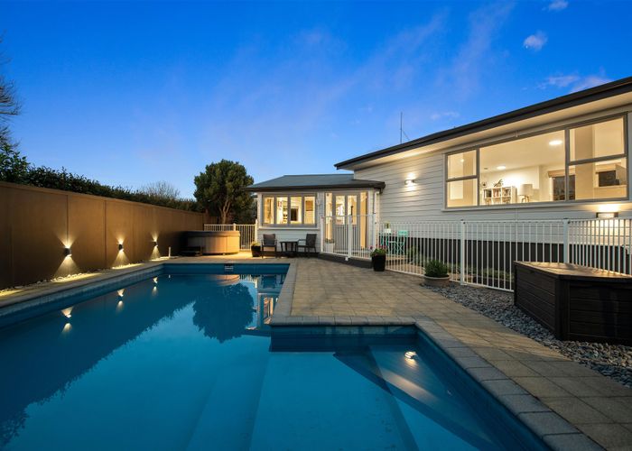  at 32 Comries Road, Chartwell, Hamilton