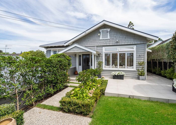  at 9 Komaru Street, Remuera, Auckland