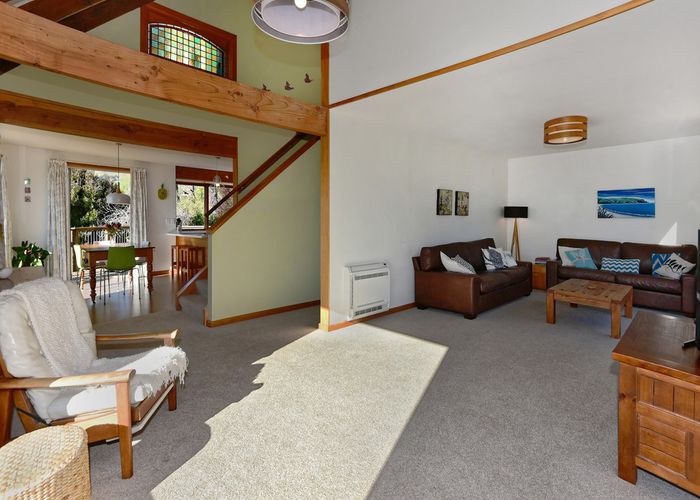  at 2/133 Port Hills Road, Heathcote Valley, Christchurch
