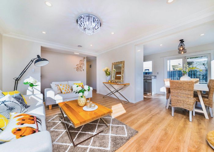  at 1/48 Becroft Drive, Forrest Hill, Auckland