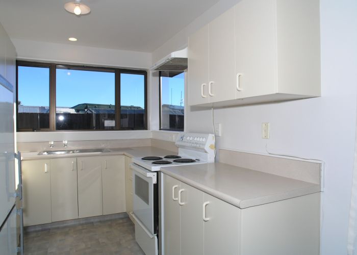  at 2/32 England Street, Phillipstown, Christchurch