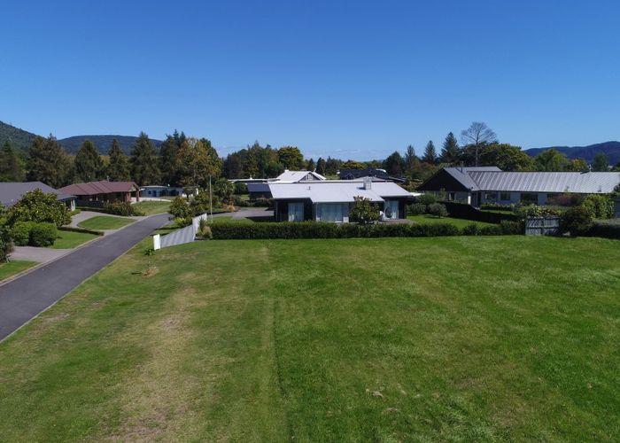  at 6 Cabbage Tree Grove, Kinloch, Taupō