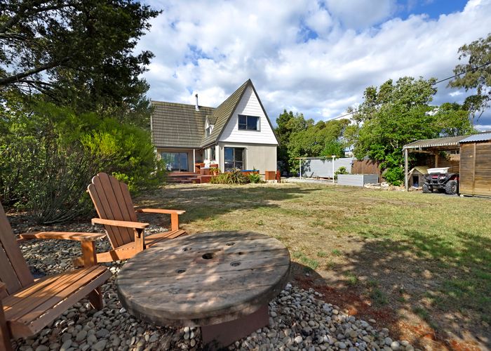  at 140 Barnett Avenue, Best Island, Richmond