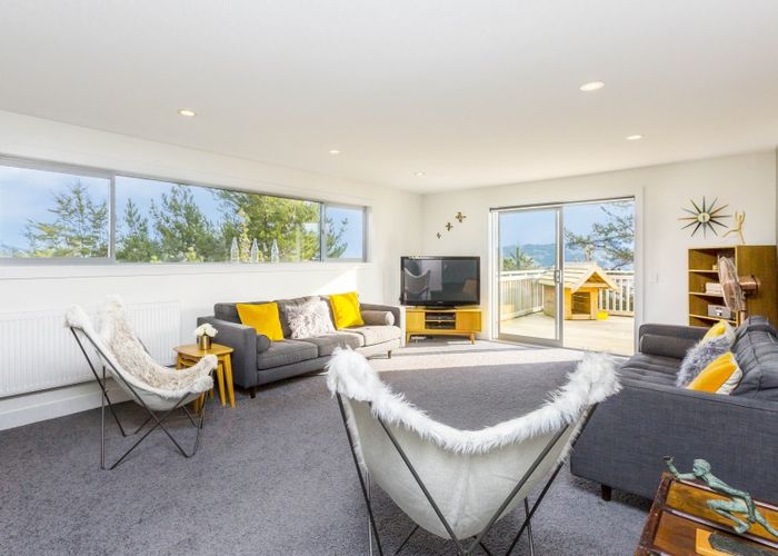  at 50 Mount Marua Drive, Timberlea, Upper Hutt
