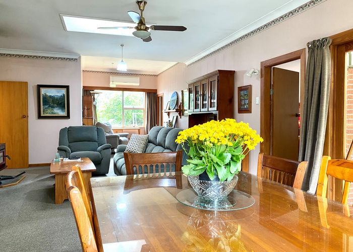 Free property data for 550 Kane Street, Pirongia homes.co.nz