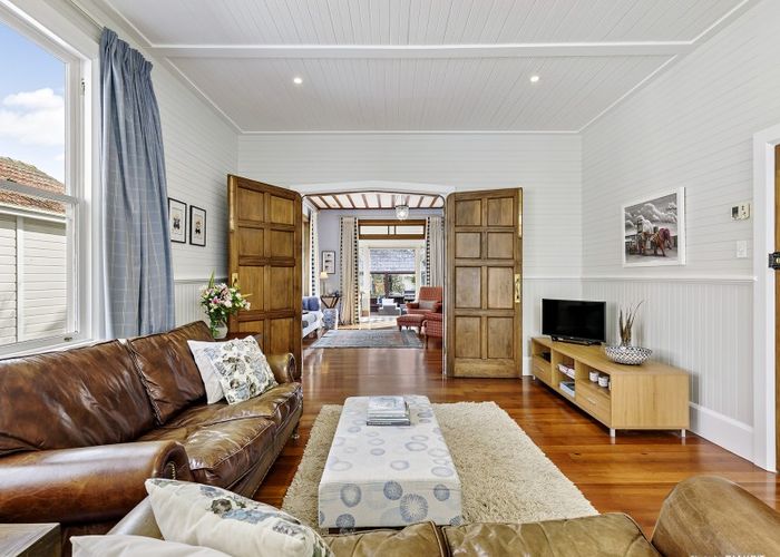  at 162 Wadestown Road, Wadestown, Wellington