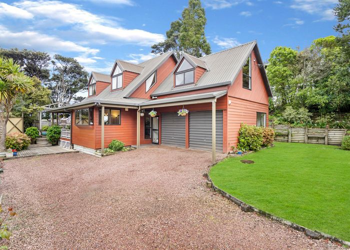  at 72 Crows Road, Swanson, Auckland