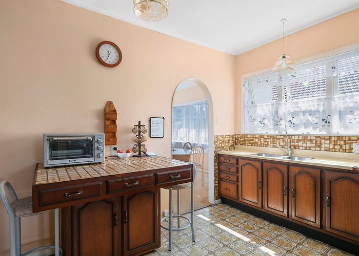  at 12 Jellicoe Street, Otahuhu, Auckland