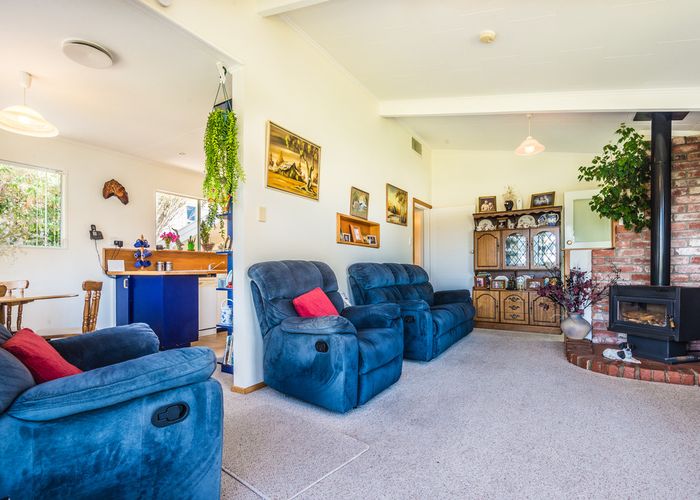  at 10 Brian Place, Titahi Bay, Porirua