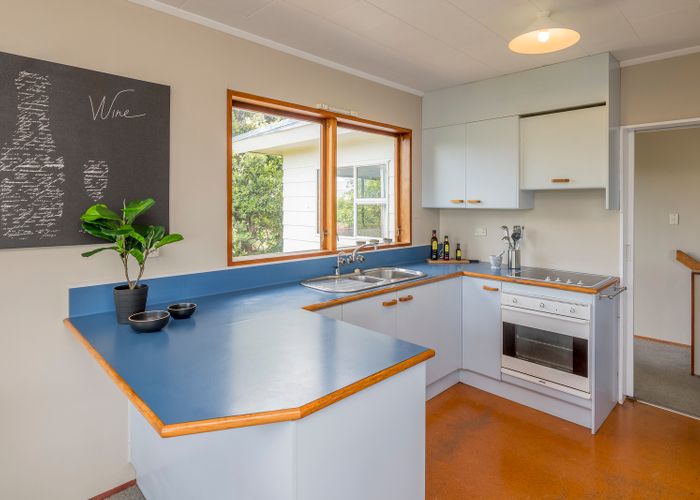  at 20 Hughes Street, Waikanae Beach, Waikanae