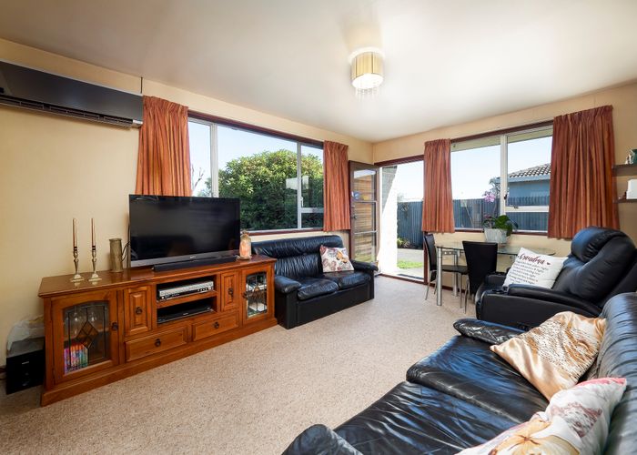  at 1/57 Laurence Street, Waltham, Christchurch