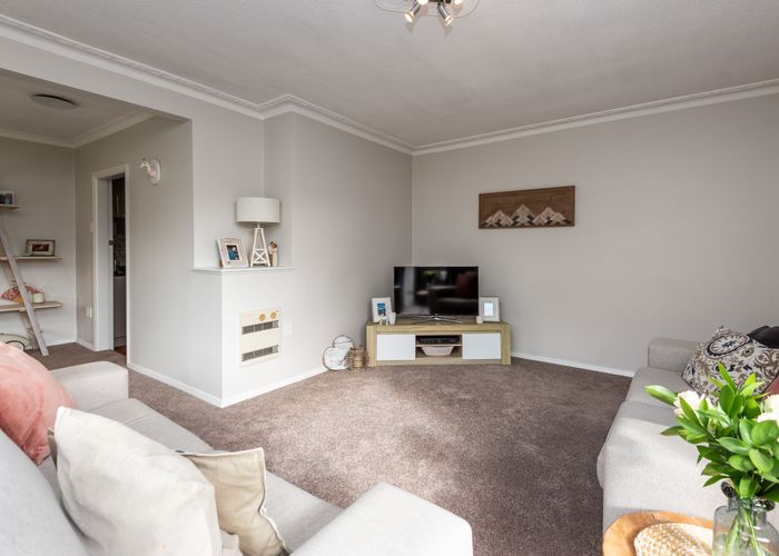  at 220 Knowles Street, St Albans, Christchurch