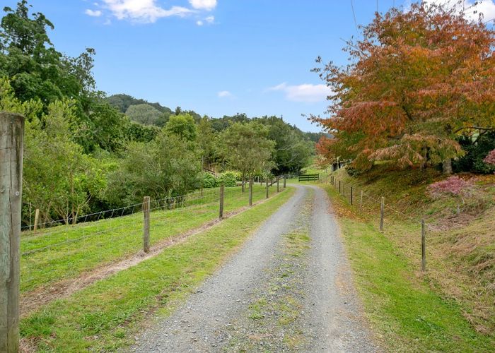 at 82 Tirohanga Road, Rotoorangi, Cambridge
