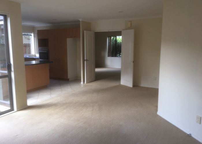  at 15 Middlefield Drive, East Tamaki Heights, Auckland