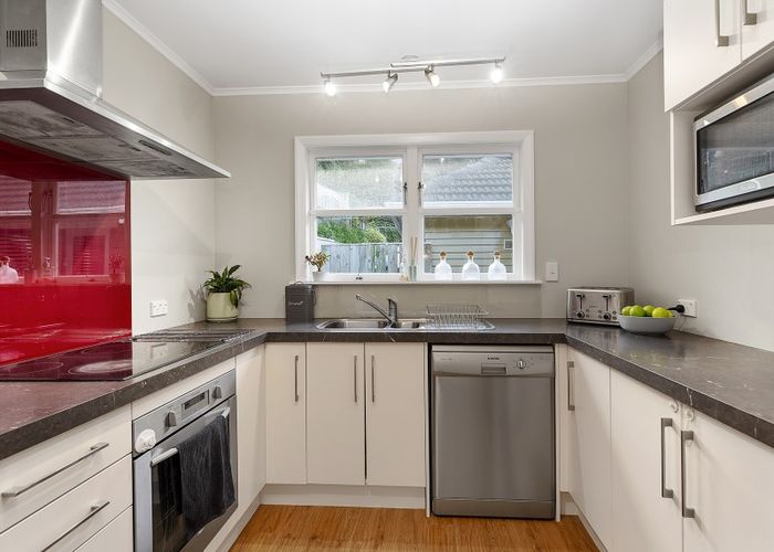  at 49 Kiwi Crescent, Tawa, Wellington