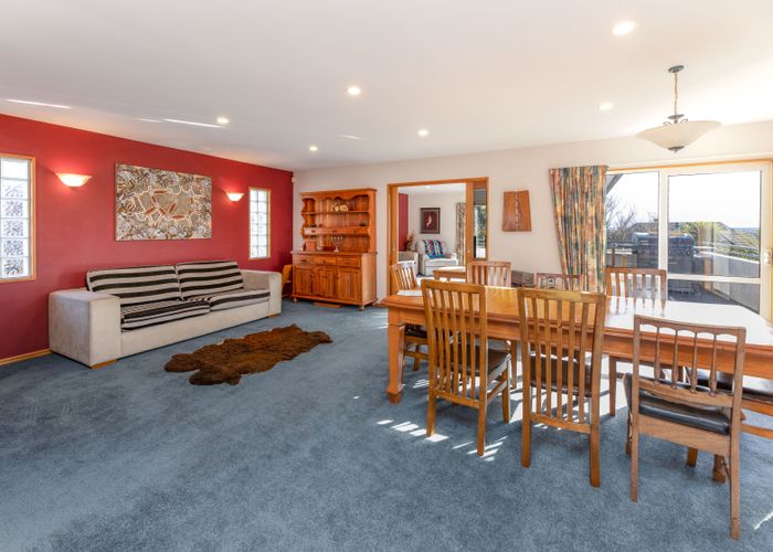  at 6 Somerton Rise, Westmorland, Christchurch