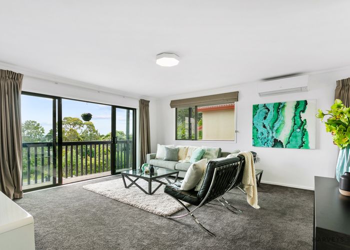  at 1/84A Avonleigh Road, Green Bay, Auckland
