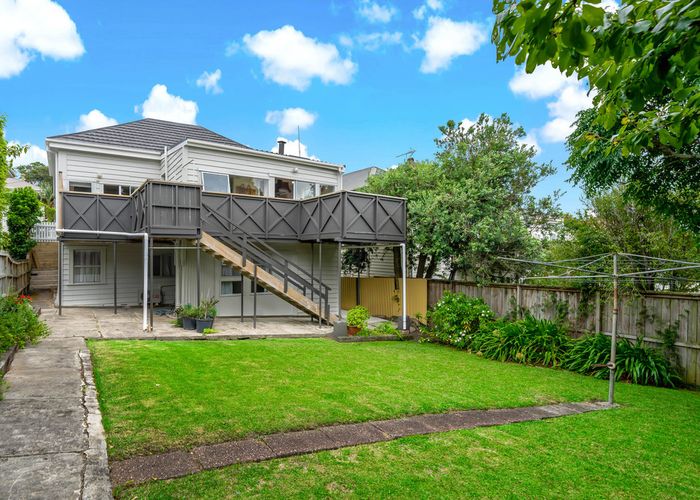  at 22 Roslyn Terrace, Devonport, Auckland