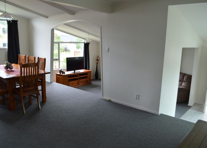 at 25 Rembrandt Avenue, Tawa, Wellington