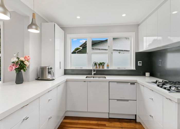  at 10 Avalon Crescent, Avalon, Lower Hutt