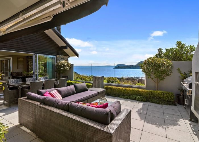 at 25 Whakamoenga Point, Acacia Bay, Taupō