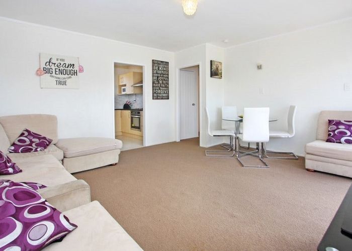  at 4/113 Wallace Road, Papatoetoe, Auckland