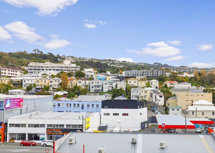  at 28/8 Girton Terrace, Mount Cook, Wellington