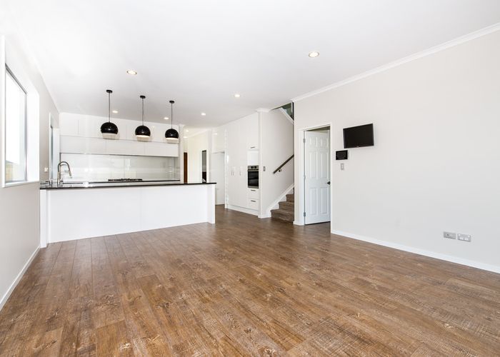  at 9 Tinaku Road, Flat Bush, Auckland