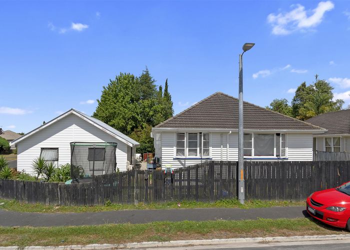 at 13 Rawlings Street, Bader, Hamilton