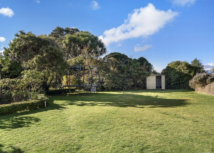  at 19 Lochiel Road, Khandallah, Wellington