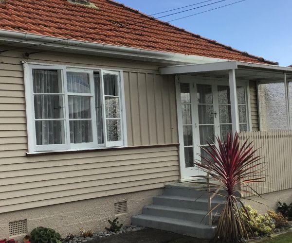  at 8 Lincoln Place, Levin, Levin