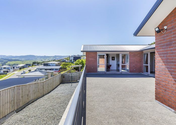  at 12 Pacific View, Whitby, Porirua