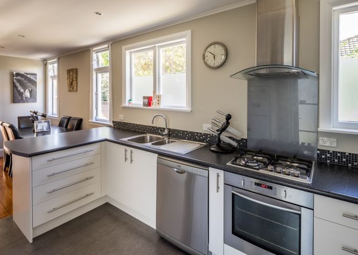  at 160 Kings Crescent, Hutt Central, Lower Hutt