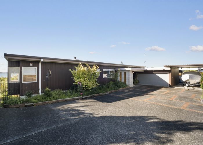  at 78 Bramley Drive, Farm Cove, Auckland