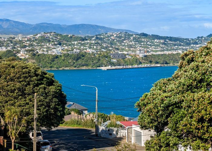  at 8/35 Arawa Road, Hataitai, Wellington