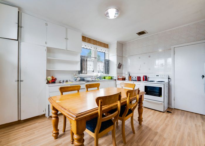  at 24 Henwood Road, Mangere East, Auckland