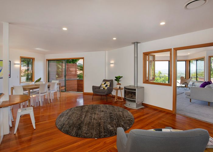  at 33 Tawini Road, Titirangi, Auckland