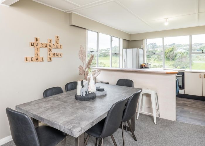  at 30 Robert Street, Newlands, Wellington
