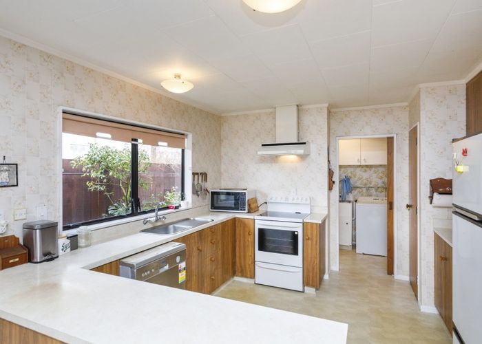  at 2 Woodfield Avenue, Roslyn, Palmerston North