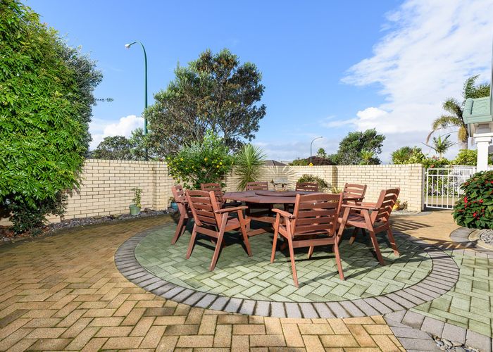 at 122 Gloucester Road, Mount Maunganui, Mount Maunganui